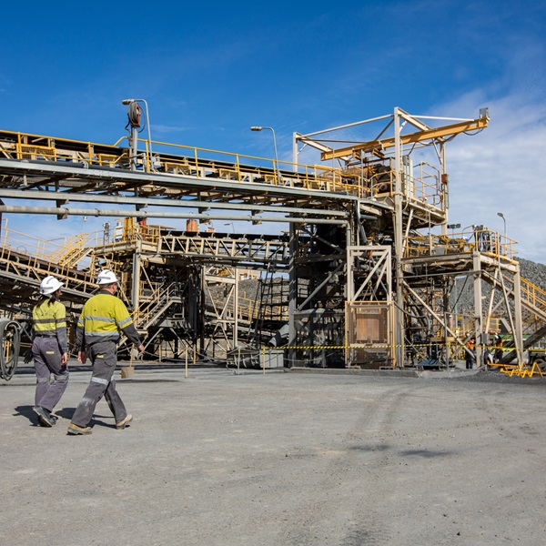 two south 32 workers