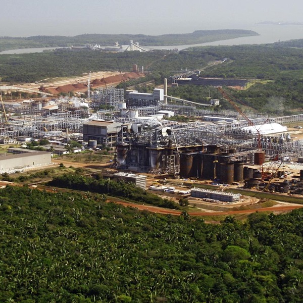 An aerial photo of the Alumar alumina refinery in Brazil